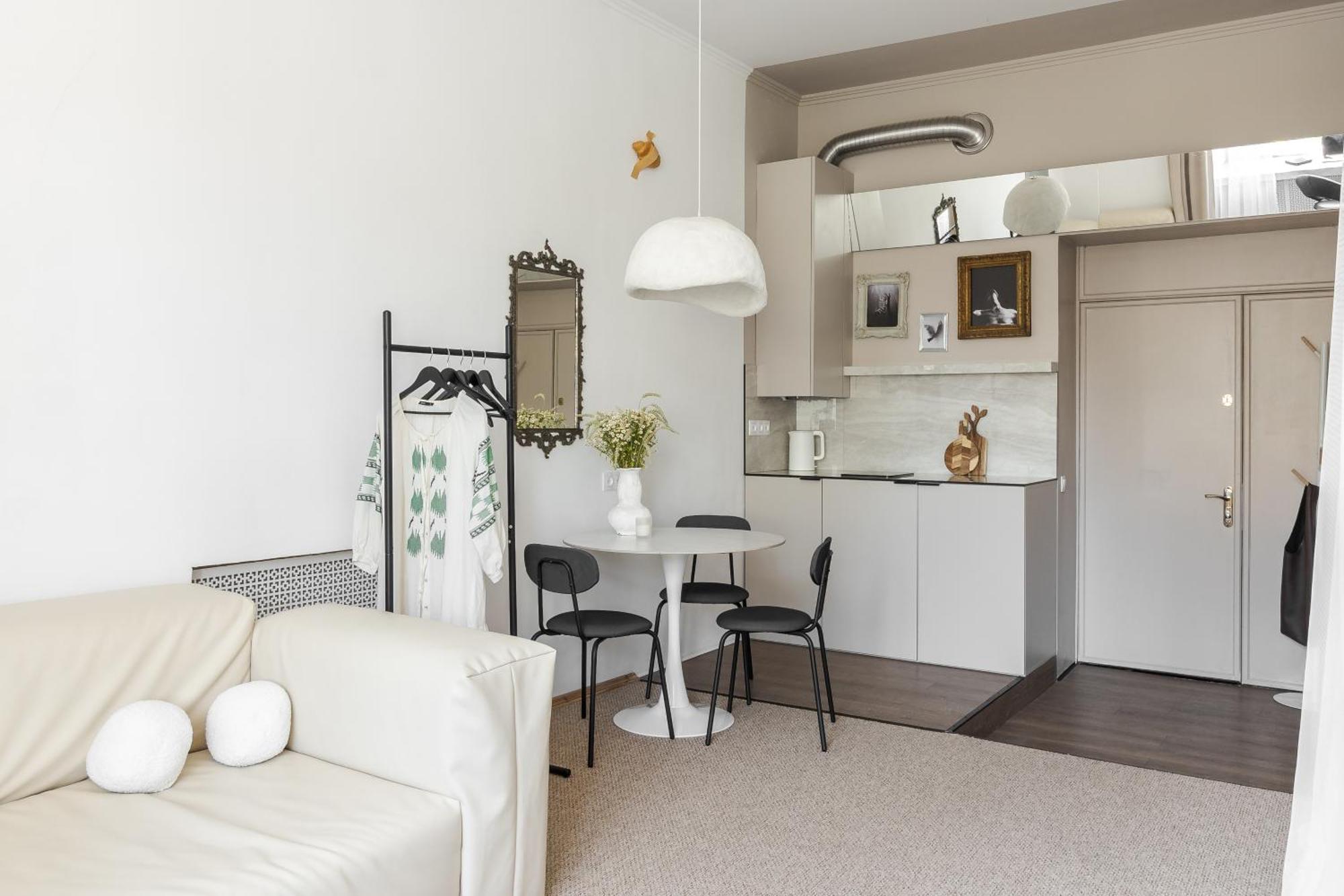 Netflix And Chill Lejlighed Lviv Eksteriør billede